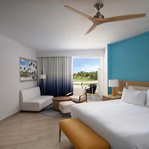 Deluxe Corner Ocean View King